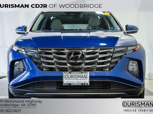 Used 2023 Hyundai Tucson Limited w/ Cargo Package AWD/4WD image 2
