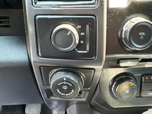 Used 2017 Ford F150 XLT w/ Equipment Group 301A Mid AWD/4WD image 34