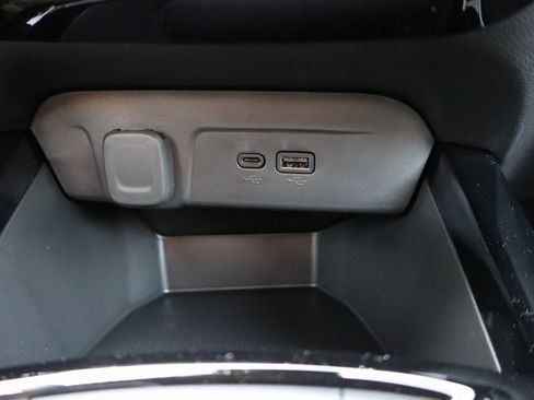 New 2026 Chevrolet Trax RS image 15