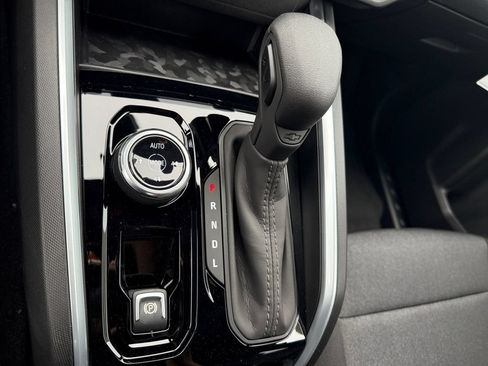 New 2026 Chevrolet Colorado Trail Boss AWD/4WD image 19