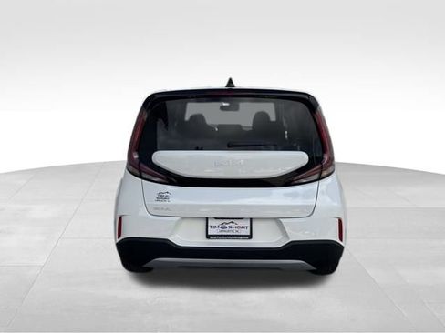Used 2024 Kia Soul LX w/ Option Group 015 image 6