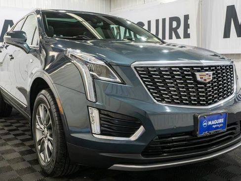 Used 2021 Cadillac XT5 Premium Luxury AWD/4WD image 4