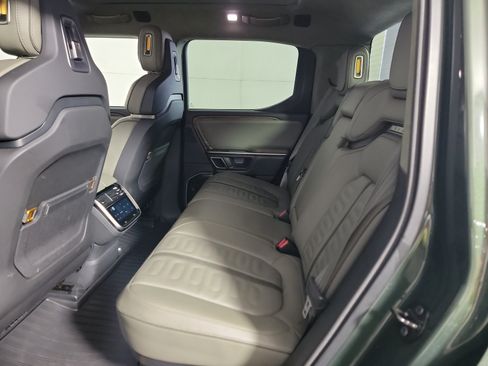 Used 2023 Rivian R1T Adventure AWD/4WD image 21