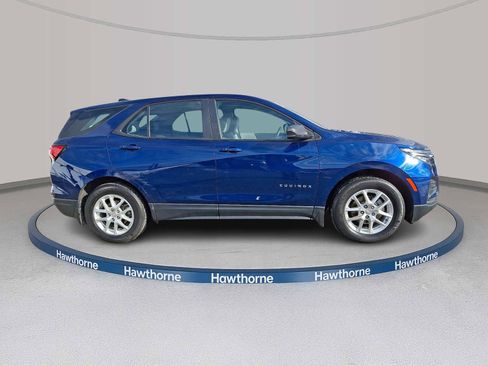 Used 2022 Chevrolet Equinox LS w/ LPO, Floor Liner Package image 7