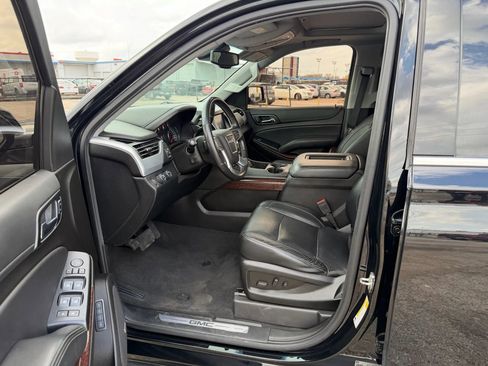Used 2020 GMC Yukon SLT image 10