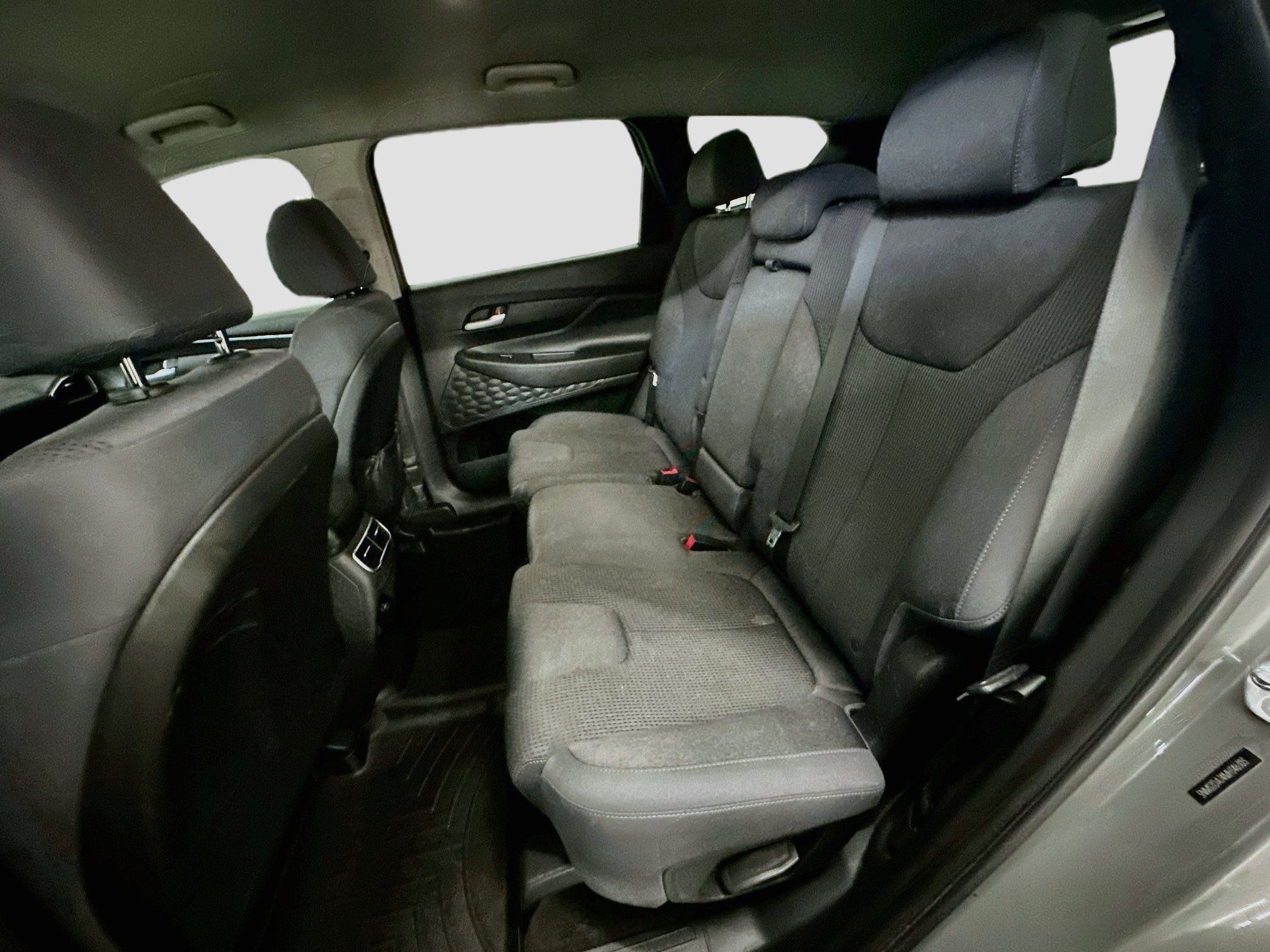 Used 2021 Hyundai Santa Fe SEL AWD/4WD image 28