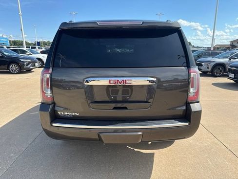 Used 2020 GMC Yukon Denali w/ Denali Ultimate Package AWD/4WD image 4