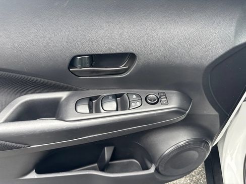 Used 2022 Nissan Kicks S w/ Interior Electronics Package FWD image 11