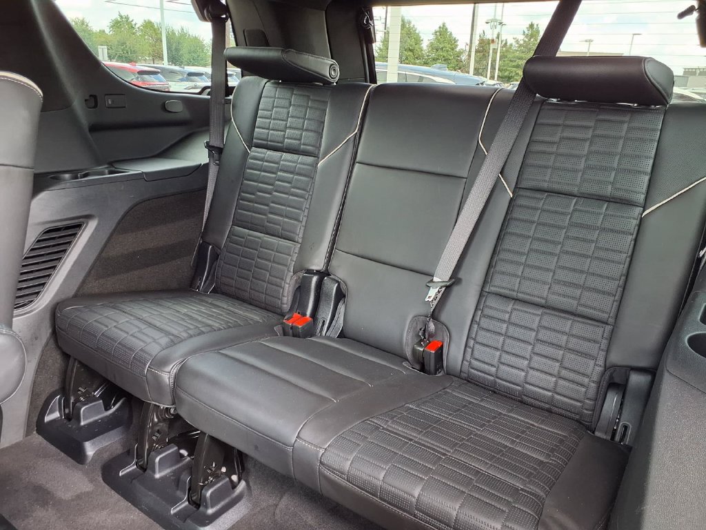 Used 2025 Cadillac Escalade Sport Platinum AWD/4WD image 28