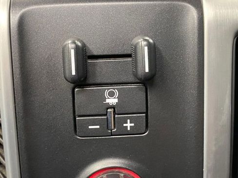 Used 2016 GMC Sierra 1500 SLE w/ SLE Value Package image 25