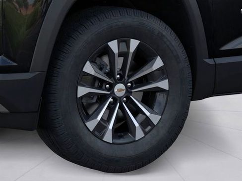 New 2026 Chevrolet Equinox LT AWD/4WD image 9