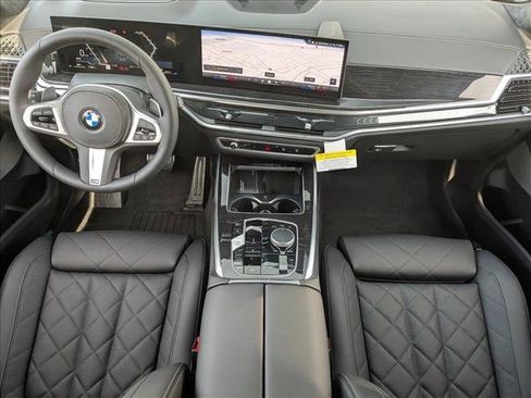 New 2026 BMW X7 xDrive40i w/ M Sport Package image 15