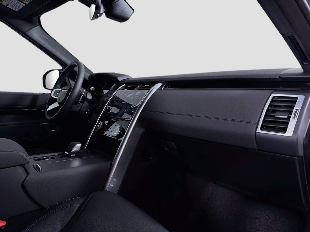 New 2026 Land Rover Discovery S AWD/4WD image 31