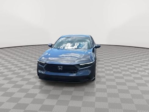 Certified 2025 Honda Accord LX image 3