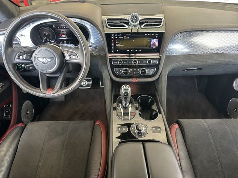 Certified 2022 Bentley Bentayga Speed AWD/4WD image 4