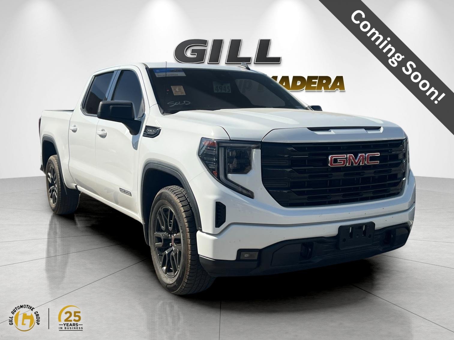 Used 2023 GMC Sierra 1500 Elevation RWD image 1