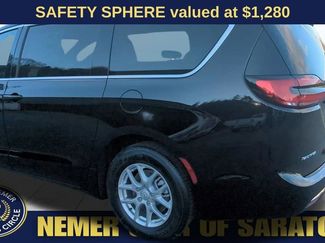 New 2026 Chrysler Pacifica Select video 2