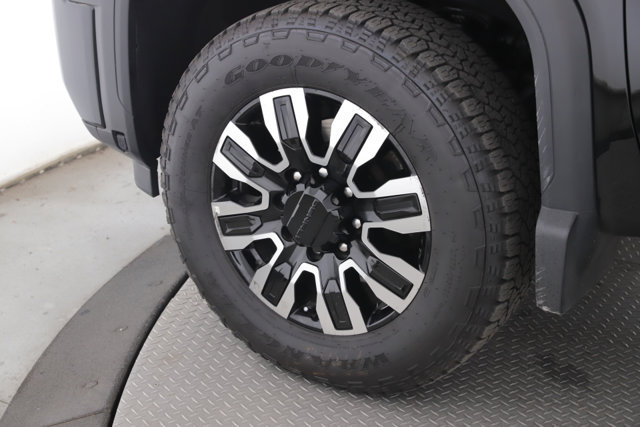 Used 2024 GMC Sierra 2500 Denali w/ Denali Reserve Package AWD/4WD image 13