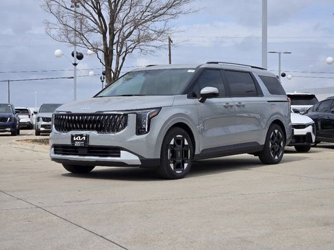 New 2026 Kia Carnival EX image 2