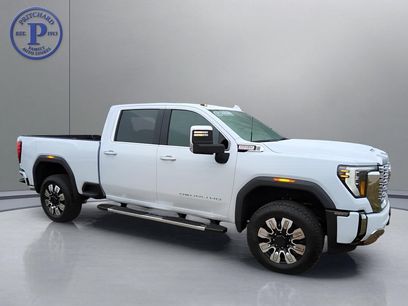 New 2026 GMC Sierra 3500 Denali w/ Denali Reserve Package