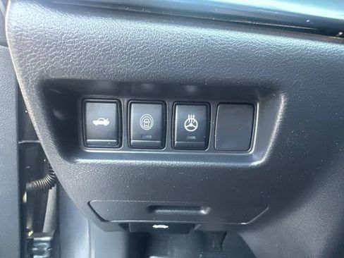 Used 2023 Nissan Maxima SR w/ Sport Mat Group FWD image 27