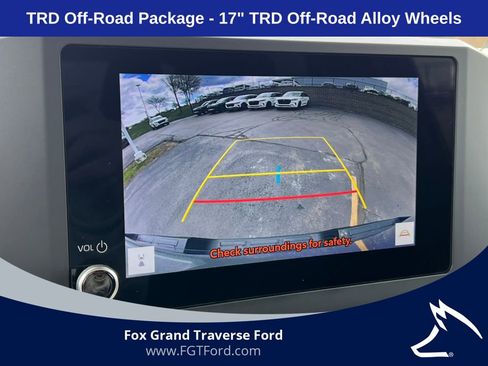 Used 2024 Toyota Tacoma TRD Off-Road AWD/4WD image 23