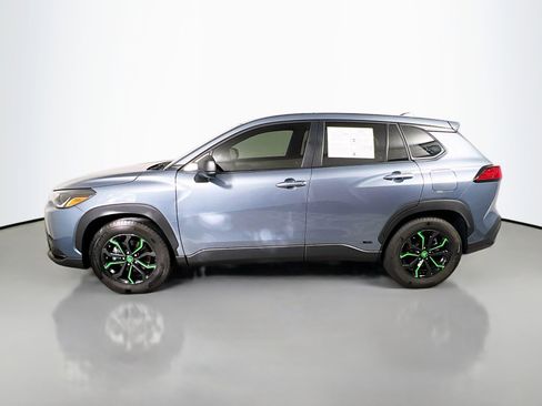 Used 2024 Toyota Corolla Cross Hybrid Nightshade image 9
