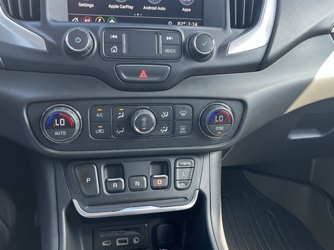 Used 2019 GMC Terrain SLT w/ Preferred Package image 12