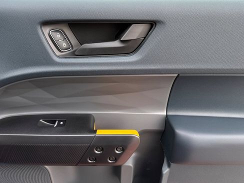 New 2025 Ford Maverick Tremor AWD/4WD image 18