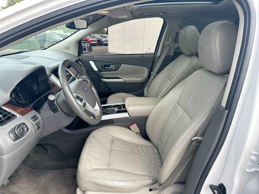Used 2013 Ford Edge Limited FWD image 8