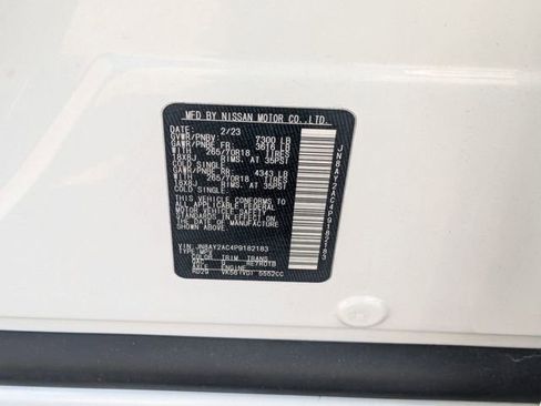 Used 2023 Nissan Armada SV image 37