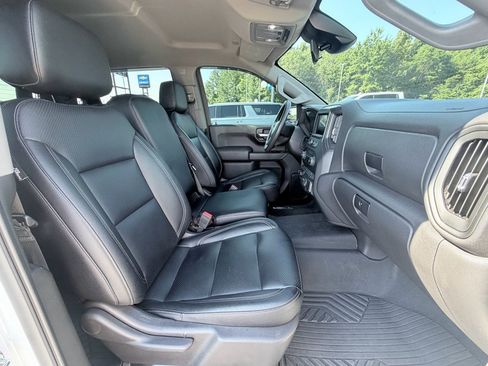Used 2024 Chevrolet Silverado 1500 Custom Trail Boss w/ LPO, Dark Essentials Package AWD/4WD image 21