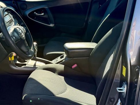 Used 2011 Toyota RAV4 Sport image 11