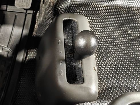 Used 2005 Chevrolet Silverado 1500 W/T w/ Light Duty Power Package image 6