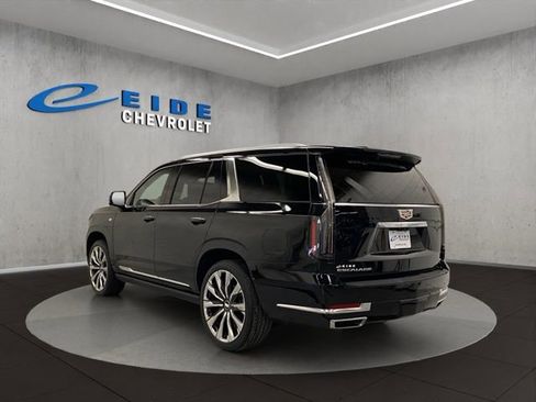 Used 2025 Cadillac Escalade Premium Luxury w/ Touring Package AWD/4WD image 6