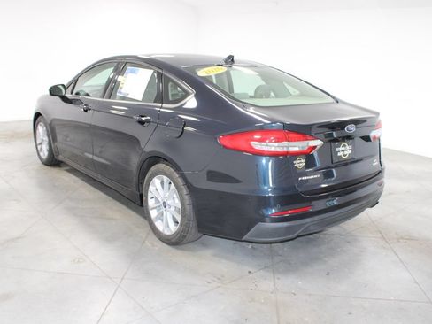 Used 2020 Ford Fusion SE FWD image 8