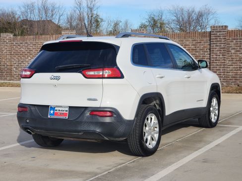 Used 2015 Jeep Cherokee Latitude w/ Comfort/Convenience Group image 6