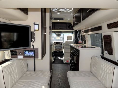 New 2024 Mercedes-Benz Sprinter 3500 image 50