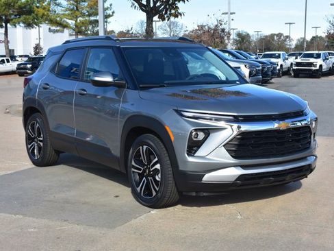 New 2026 Chevrolet TrailBlazer LT w/ Convenience Package image 3