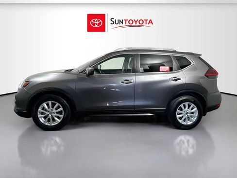 Used 2018 Nissan Rogue SV image 7