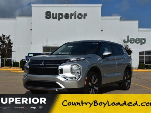 Used 2025 Mitsubishi Outlander SE FWD image 1