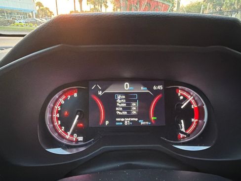 Used 2024 Toyota RAV4 LE FWD image 7