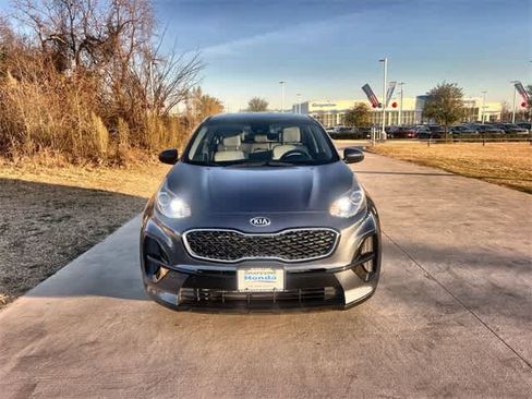 Used 2022 Kia Sportage LX image 7