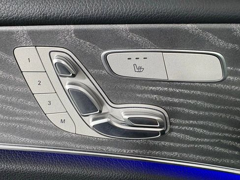 Used 2021 Mercedes-Benz E 350 4MATIC Sedan image 13