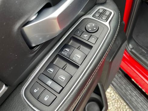 Used 2024 RAM 2500 Big Horn w/ Night Edition AWD/4WD image 25