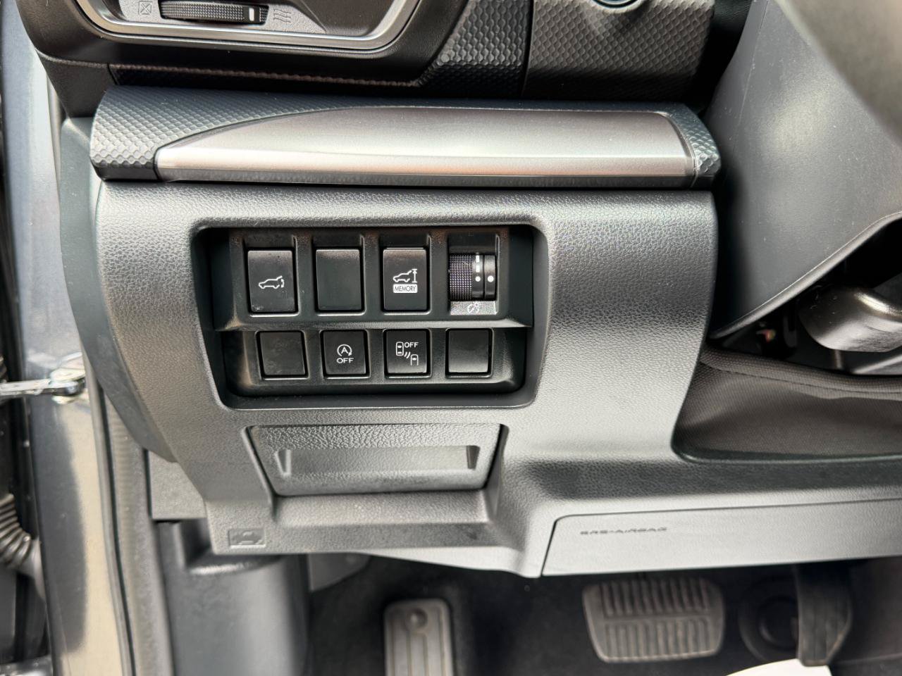 Used 2019 Subaru Forester Premium AWD/4WD image 18