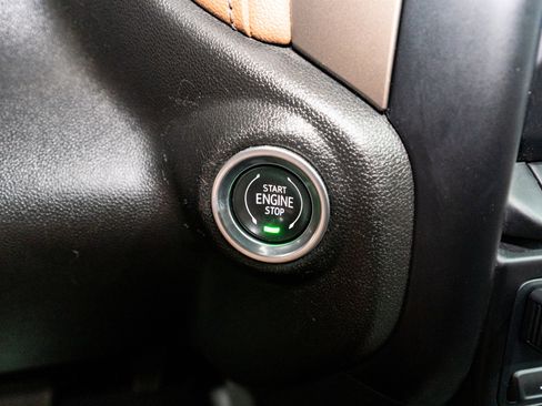 Used 2023 Chevrolet Silverado 2500 High Country image 30