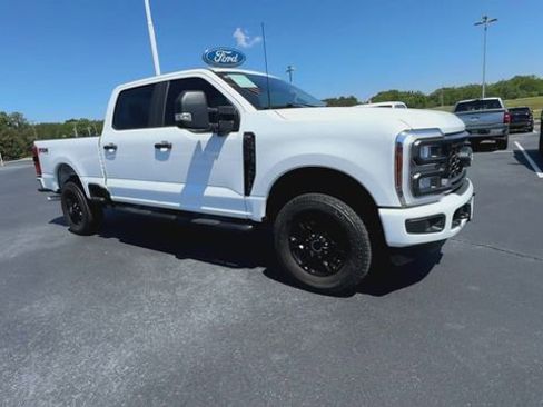 Certified 2024 Ford F250 XL w/ STX Appearance Package AWD/4WD image 2