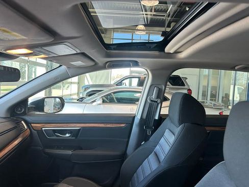 Used 2018 Honda CR-V EX image 16