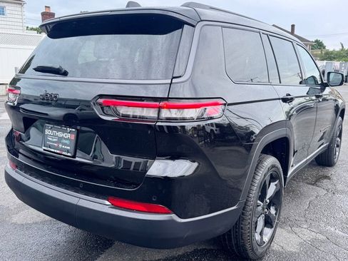 New 2026 Jeep Grand Cherokee L Limited w/ Limited Altitude Package AWD/4WD image 7